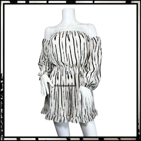 Wild Honey Black And Cream Romper SZ M $59 - Picture 3 of 9